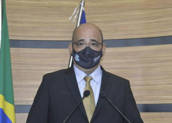 Conquista: “Está tramitando”, disse Chico Estrella sobre Lei que acaba com cota de combustível para vereadores