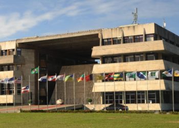 Deputado propõe que somente vacinados tenham acesso às dependências da Assembleia Legislativa da Bahia