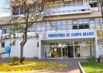 Gabinete do amor: Ex-amante relata sexo com prefeito de capital no gabinete municipal
